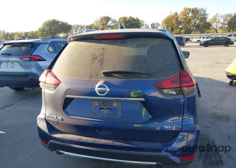 2018 Nissan Rogue Sl z USA, uszkodzony, nr VIN 5N1AT2MT1JC787211